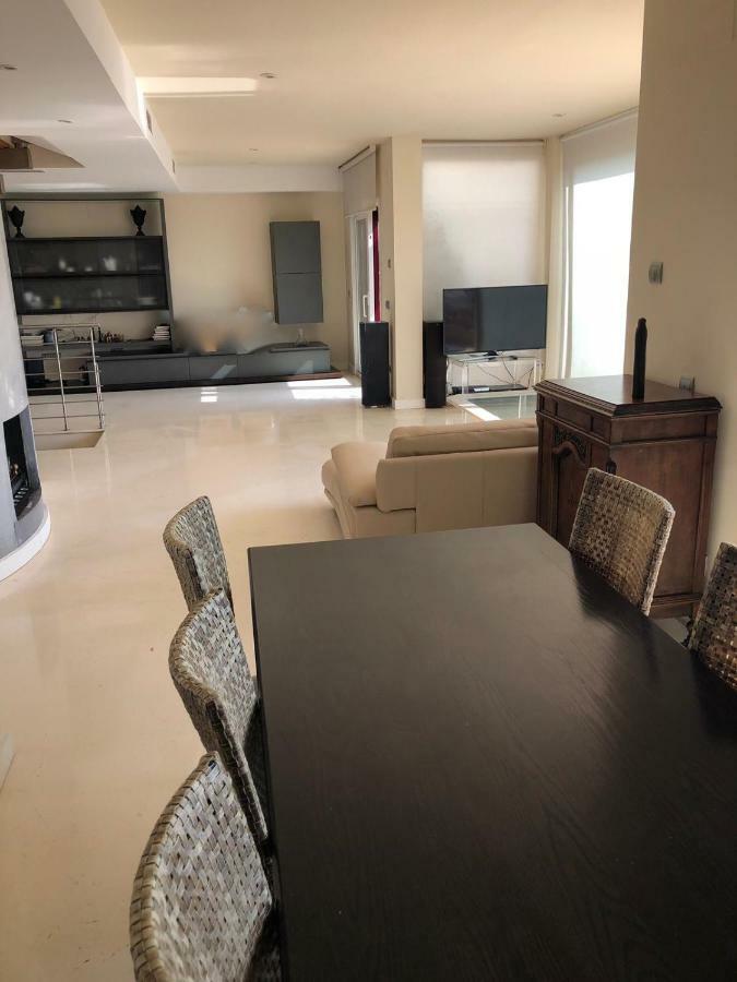 Atico-Duplex Primera Linea De Playa En El Centro De Εστεπόνα Εξωτερικό φωτογραφία
