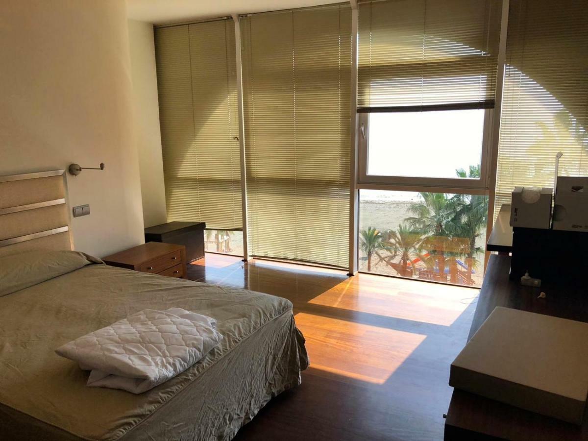 Atico-Duplex Primera Linea De Playa En El Centro De Εστεπόνα Εξωτερικό φωτογραφία
