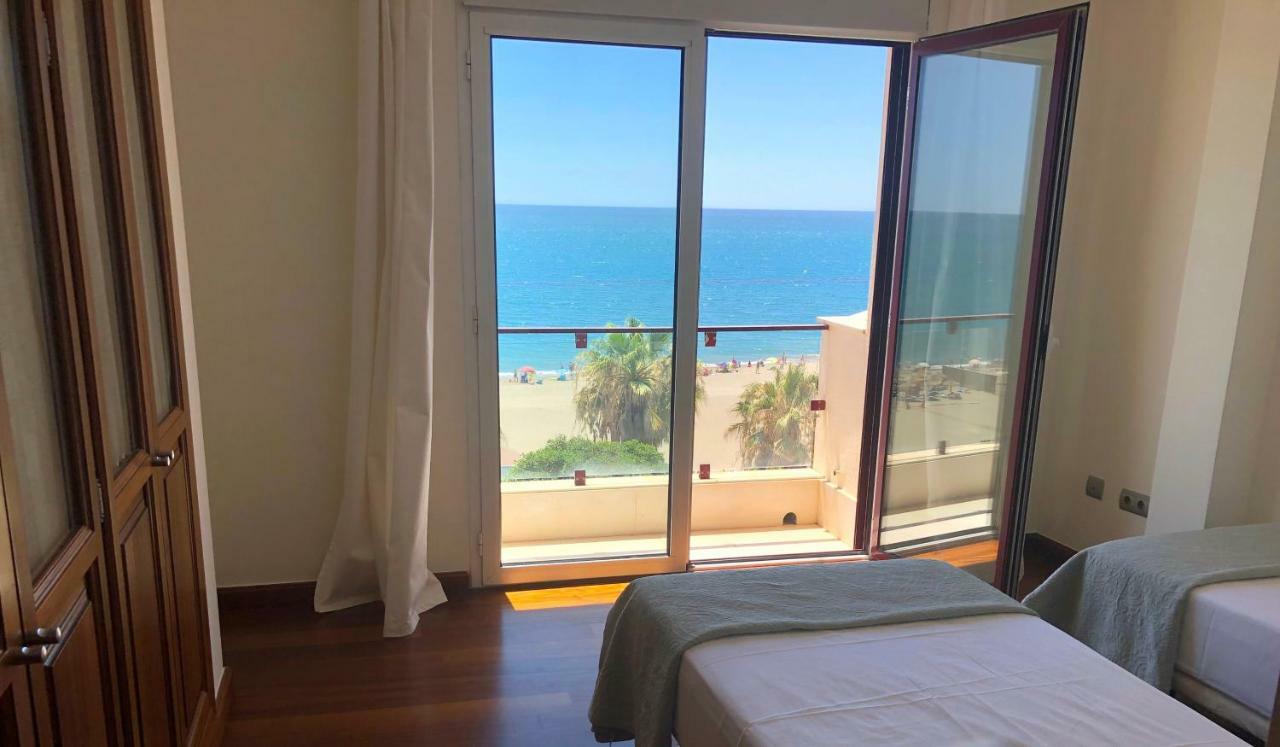 Atico-Duplex Primera Linea De Playa En El Centro De Εστεπόνα Εξωτερικό φωτογραφία